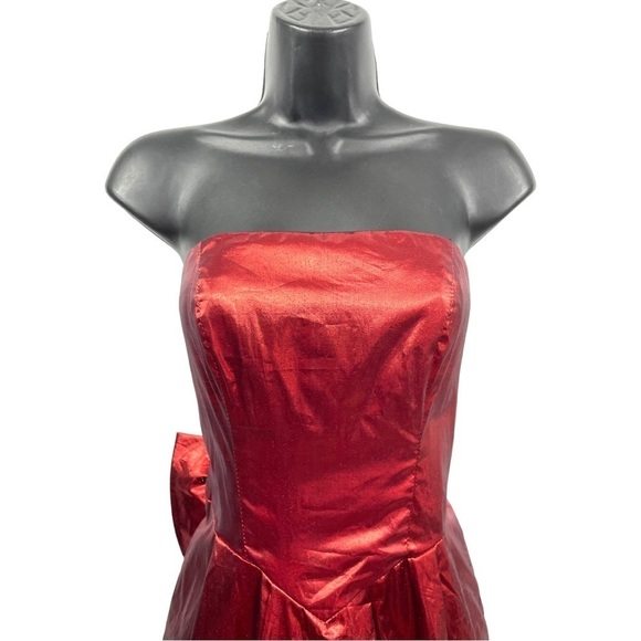 Vintage 80s Collection Red Metallic Strapless Bow Back Frill Back Dress Size 7/8 - Picture 4 of 10